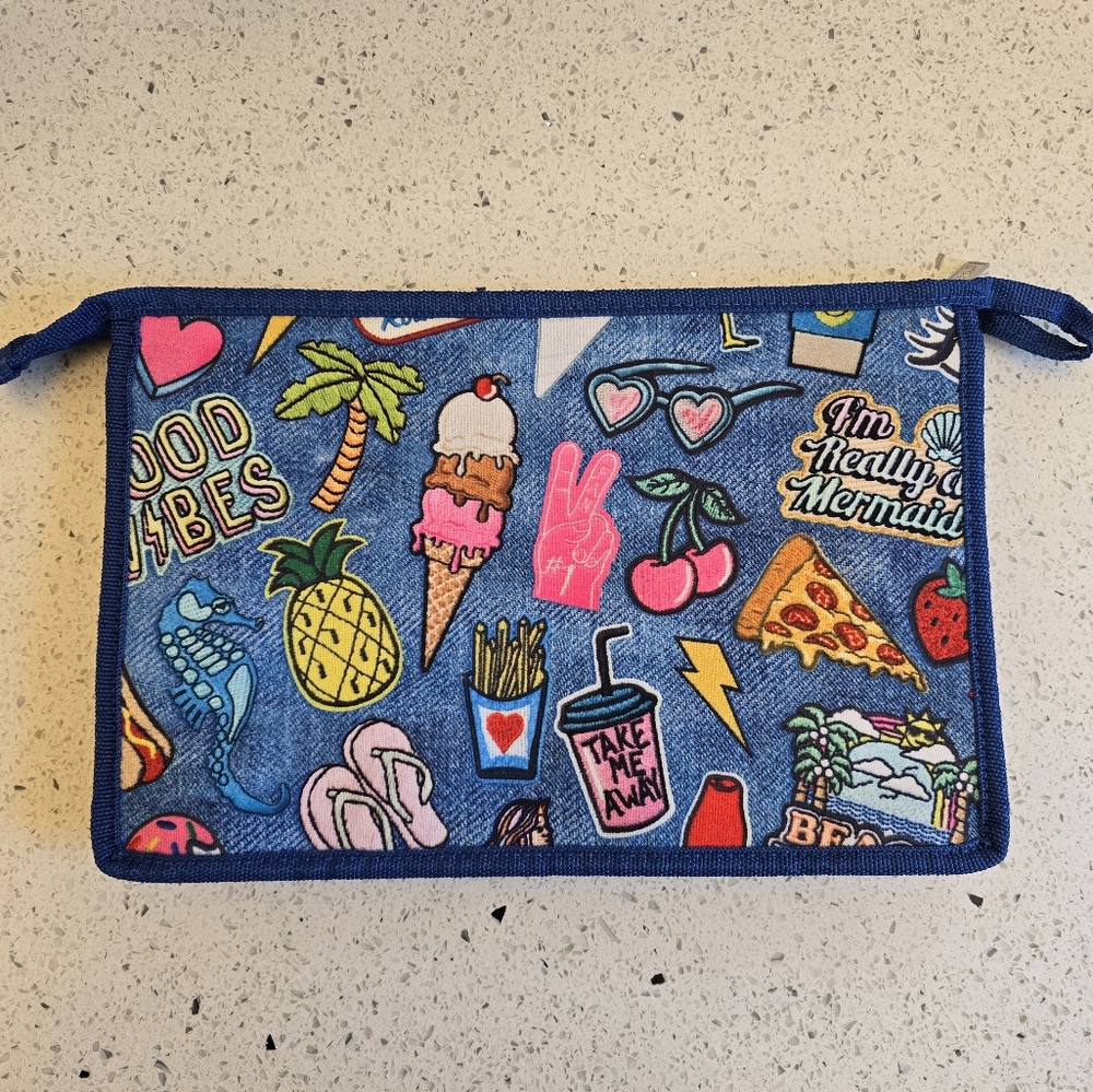 Iscream Summer Pouch